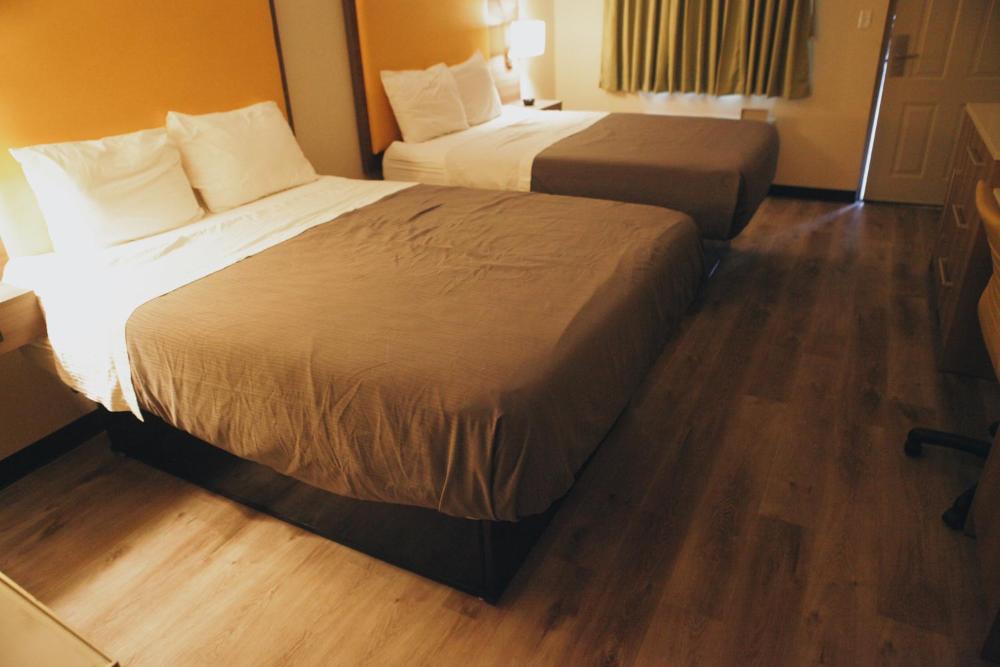 Two Double Beds (Remodeled) - Smoking interior